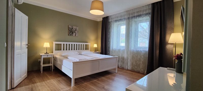 Seewinkel Doppelzimmer: Badezimmer