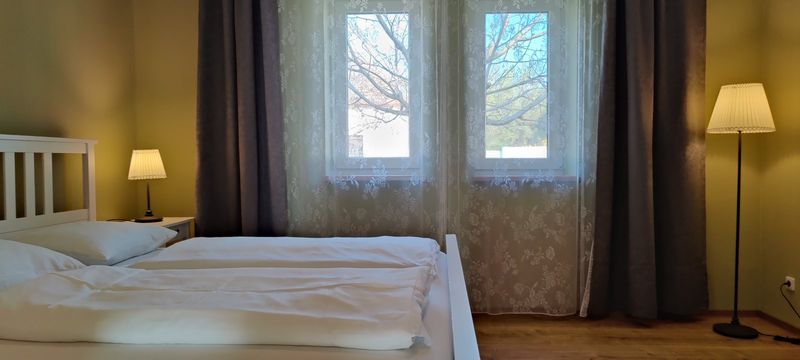 Seewinkel Doppelzimmer: Schlafzimmer