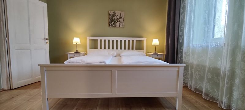 Seewinkel Doppelzimmer: Schlafzimmer